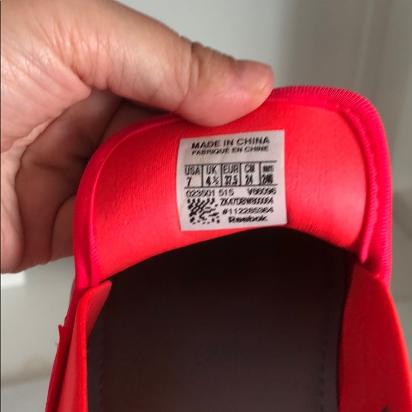 Neon pink Reebok Memory Tech 365 slip one - Picture 6 of 8